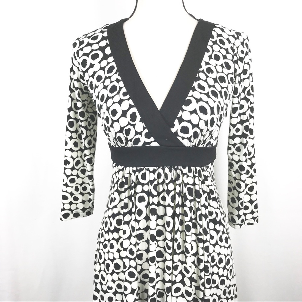 Maggy London Empire Waist Dress Sz 4 Black White - Picture 2 of 8